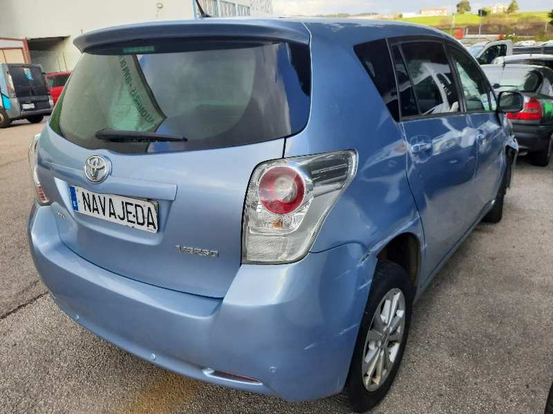 toyota verso del año 2011