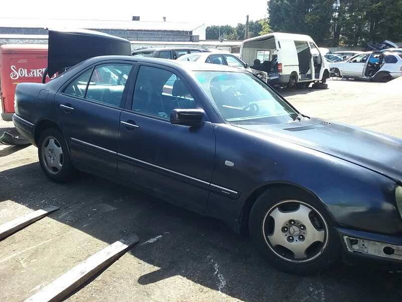 mercedes-benz clase e (w210) berlina diesel del año 2008