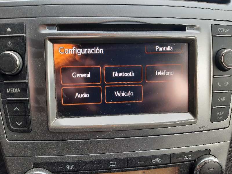 toyota avensis cross sport (t27) del año 2012