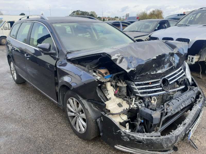 volkswagen passat variant (365) del año 2011