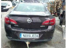 opel astra j lim. del año 2015