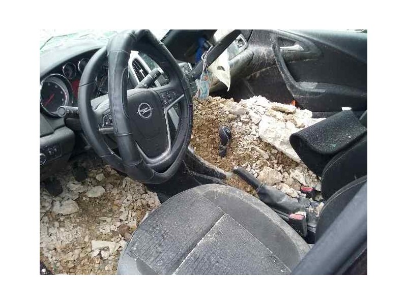 opel astra j lim. del año 2015