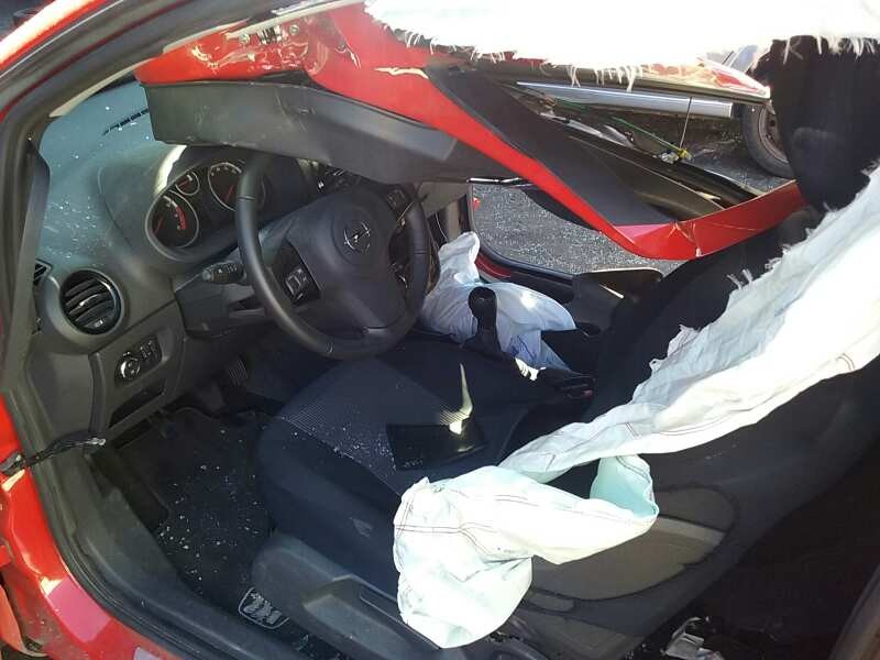 opel corsa d del año 2011