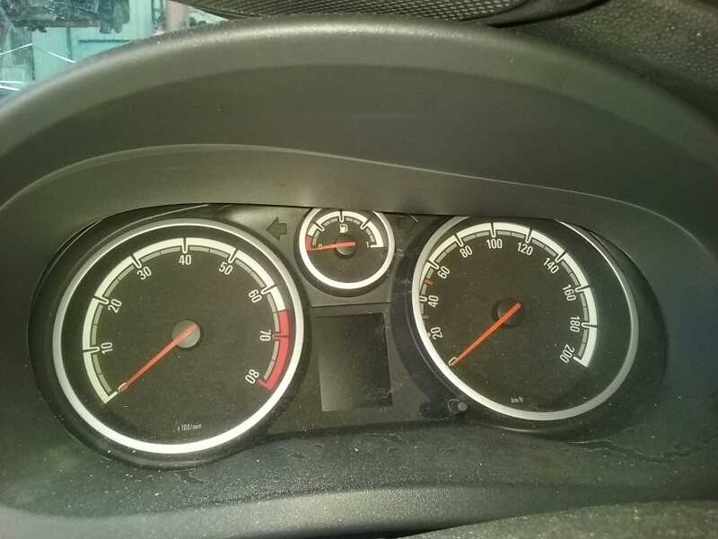 opel corsa d del año 2011