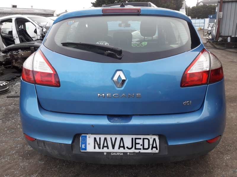 renault megane iii berlina 5 p del año 2014