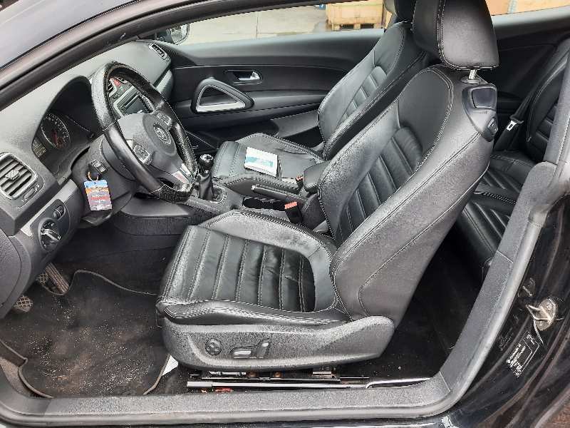 volkswagen scirocco (137) del año 2009