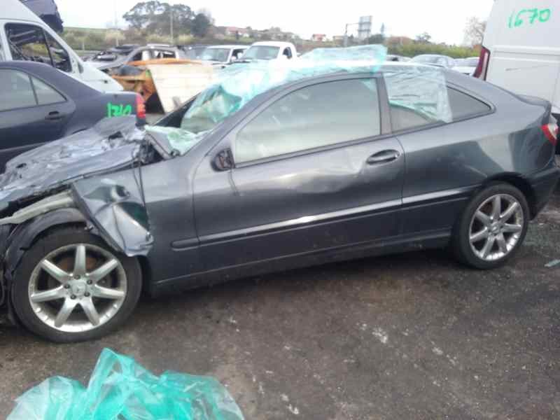 mercedes-benz clase c (w203) sportcoupe del año 2008