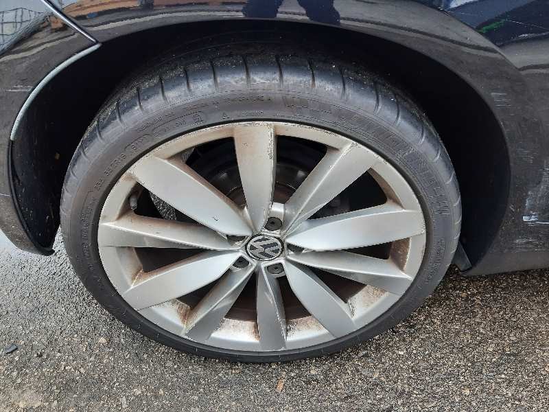 volkswagen scirocco (137) del año 2009