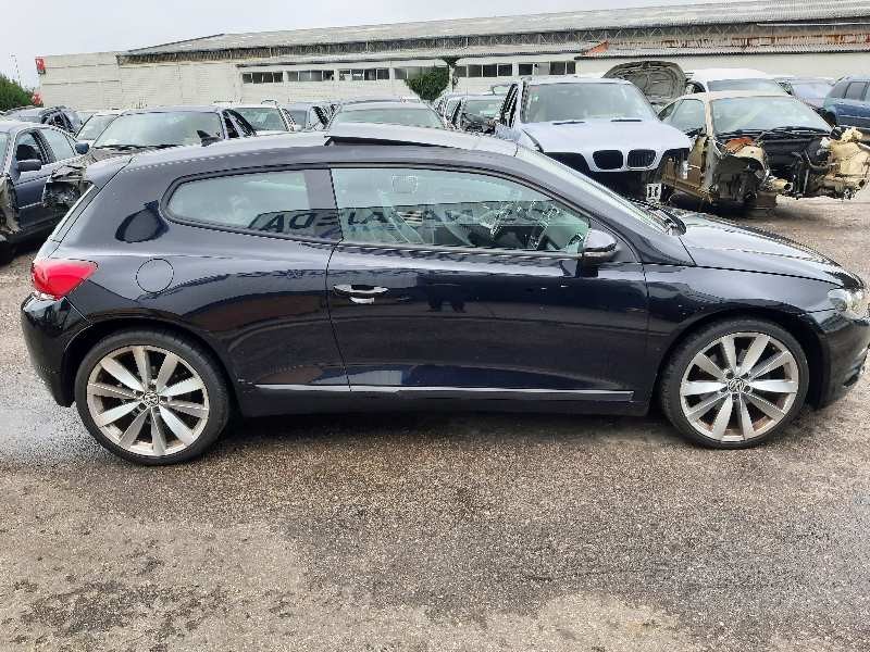 volkswagen scirocco (137) del año 2009