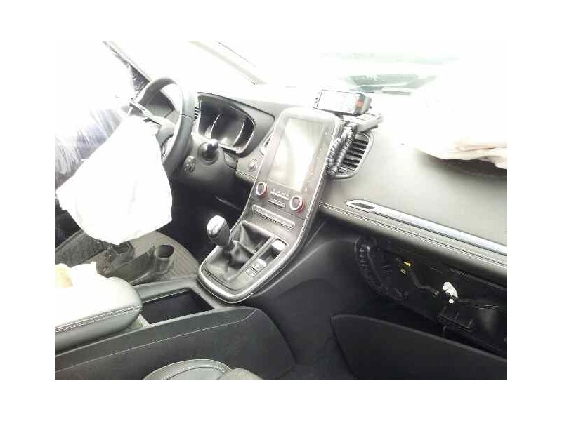 renault scenic iv del año 2018