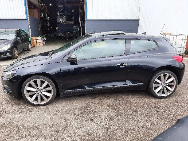 volkswagen scirocco (137) del año 2009
