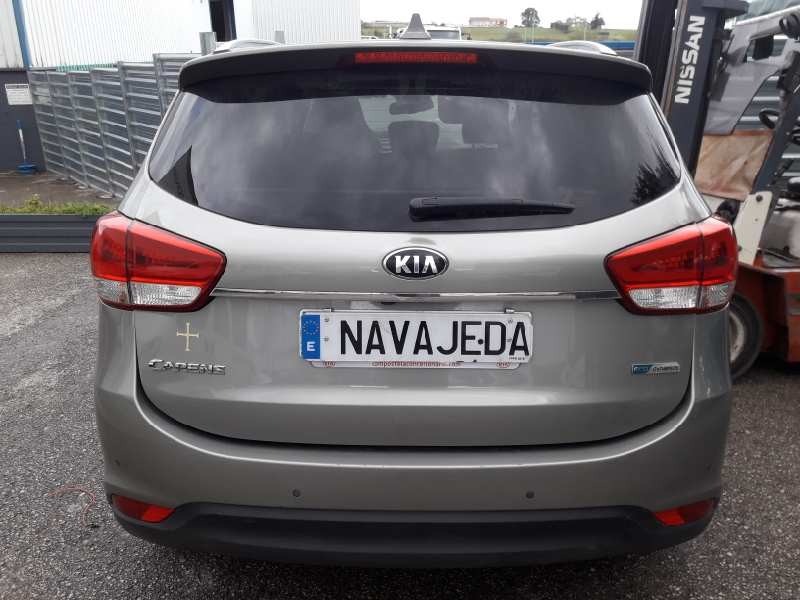 kia carens ( ) del año 2015