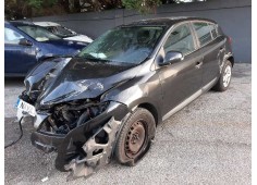 renault megane iii berlina 5 p del año 2010 2