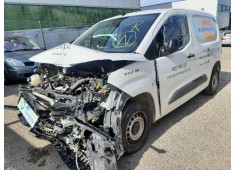 peugeot partner del año 2022 2