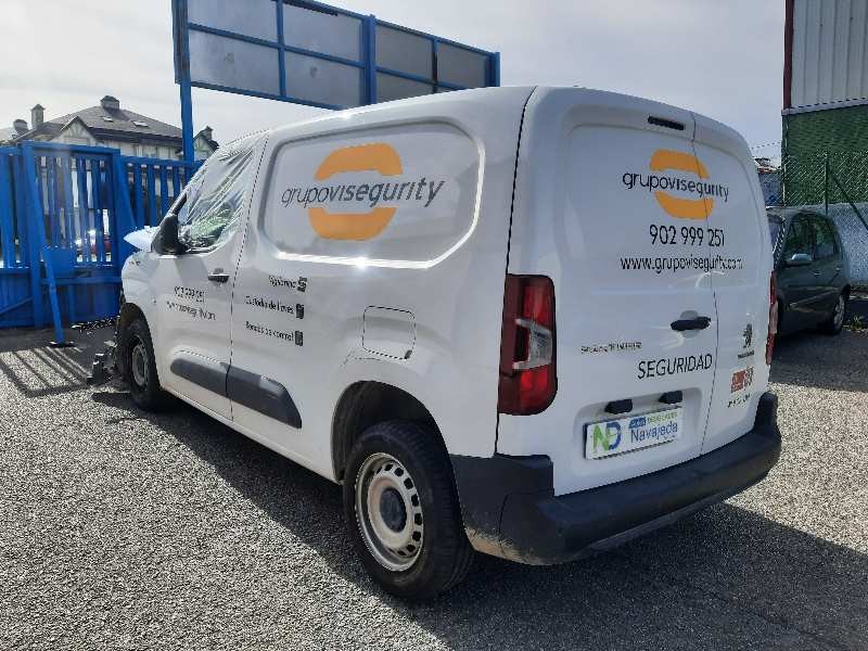 peugeot partner del año 2022