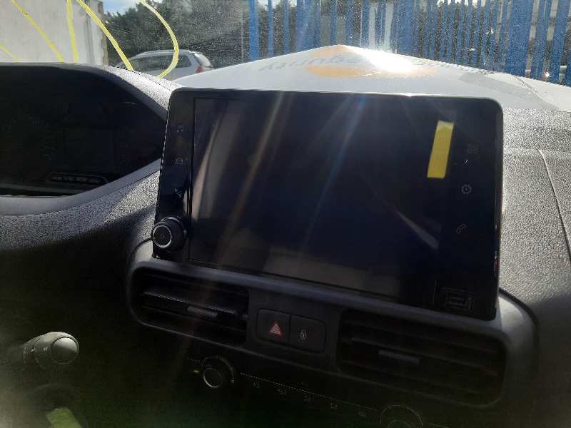 peugeot partner del año 2022