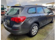opel astra j sports tourer del año 2012 2