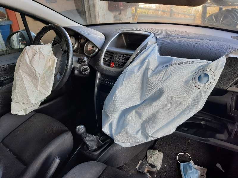 peugeot 207 sw del año 2009