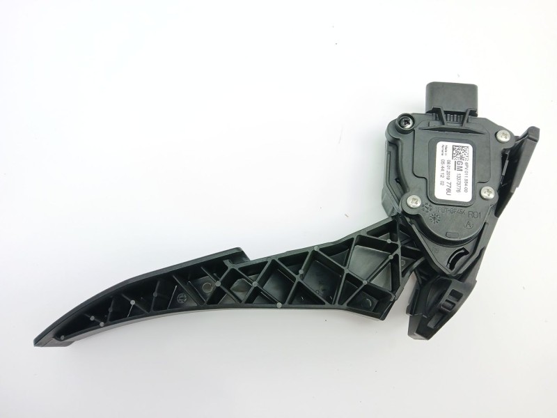 Recambio de potenciometro pedal para opel astra k (b16) 1.6 cdti (68) referencia OEM IAM 13373776  