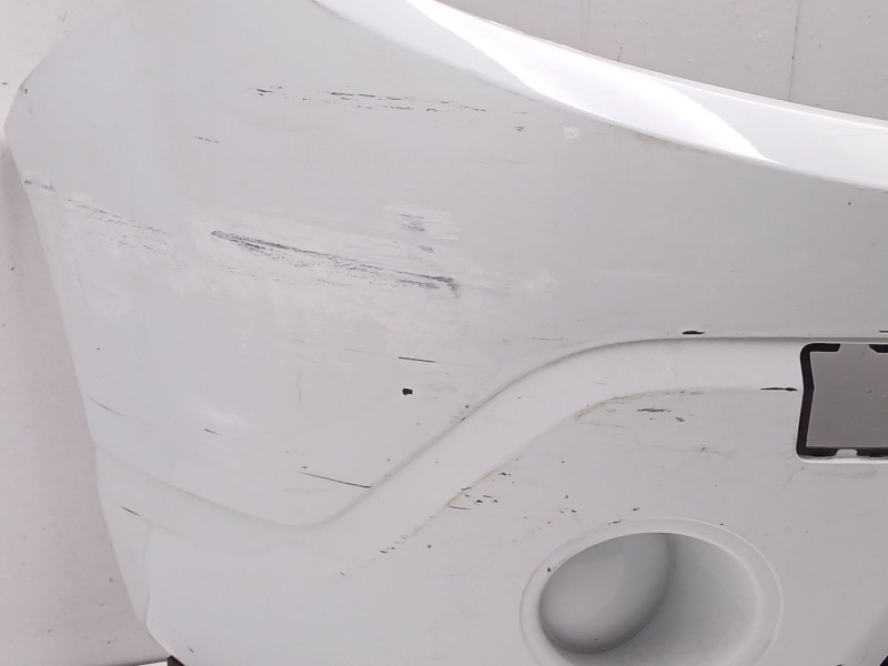 Recambio de paragolpes delantero para dacia sandero básico referencia OEM IAM 8200526596  