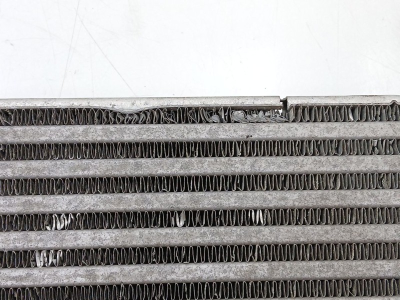 Recambio de intercooler para volvo s80 berlina d5 momentum referencia OEM IAM 31338474  