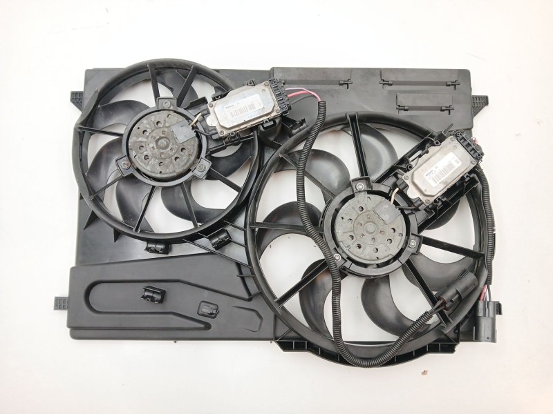 Recambio de electroventilador para volvo s80 berlina d5 momentum referencia OEM IAM 30792924  3135104003