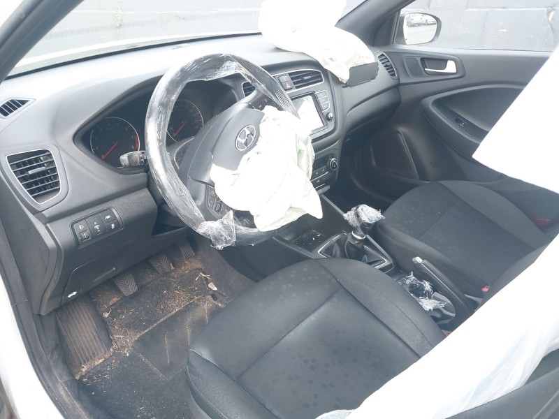 hyundai i20 ii (gb, ib) del año 2020