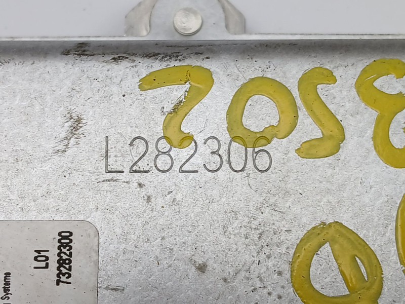 Recambio de modulo electronico para opel corsa f elegance referencia OEM IAM 73282300  