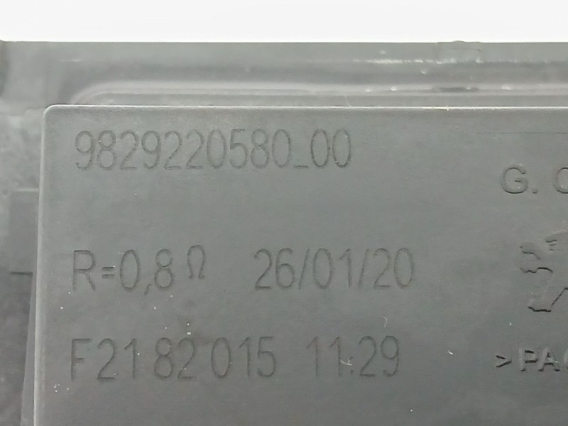 Recambio de resistencia calefaccion para opel corsa f elegance referencia OEM IAM 9829220580  