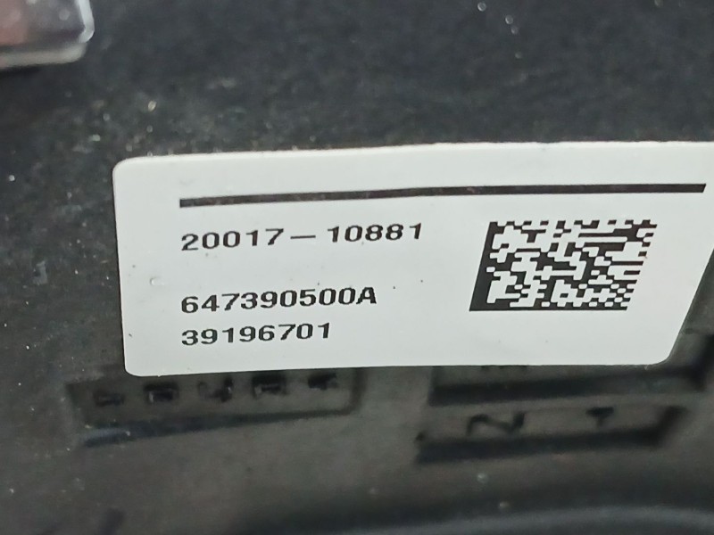 Recambio de volante para opel corsa f elegance referencia OEM IAM 39196701  