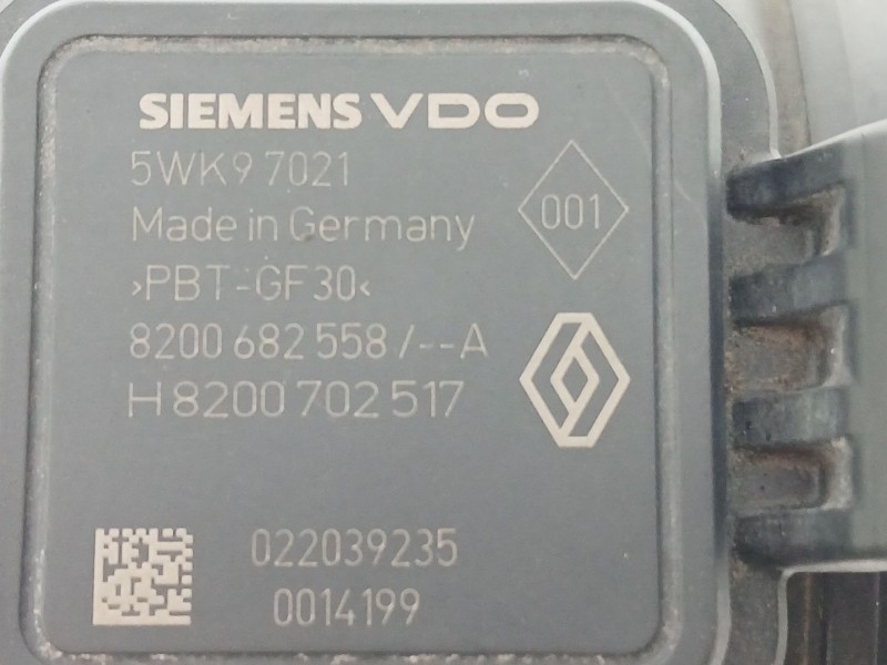 Recambio de caudalimetro para renault scenic iii expression referencia OEM IAM 8200682558  H8200702517