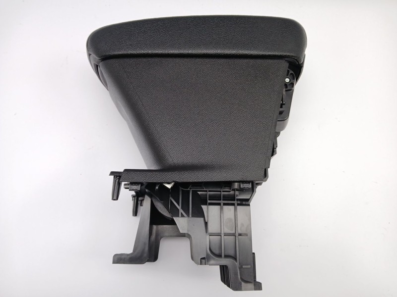 Recambio de apoyabrazos central para opel corsa f elegance referencia OEM IAM 9830208680  39196827