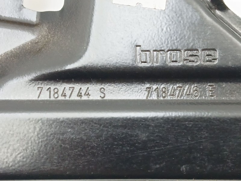 Recambio de elevalunas trasero derecho para bmw 5 (e60) 530 d referencia OEM IAM 7184744S  7184746E