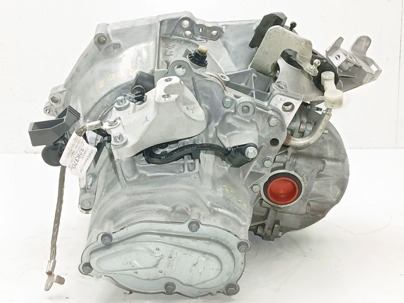 Recambio de caja cambios para opel corsa f elegance referencia OEM IAM 20V256  