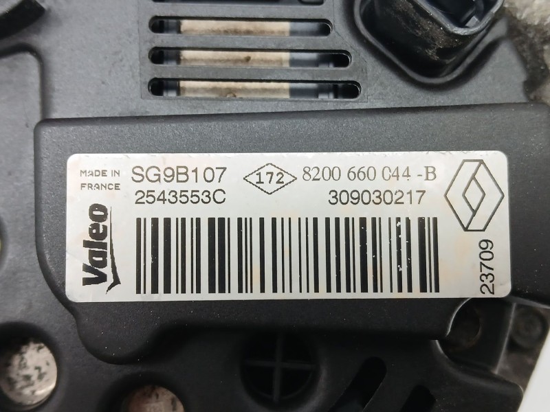 Recambio de alternador para dacia sandero básico referencia OEM IAM 8200660044  SG9B107