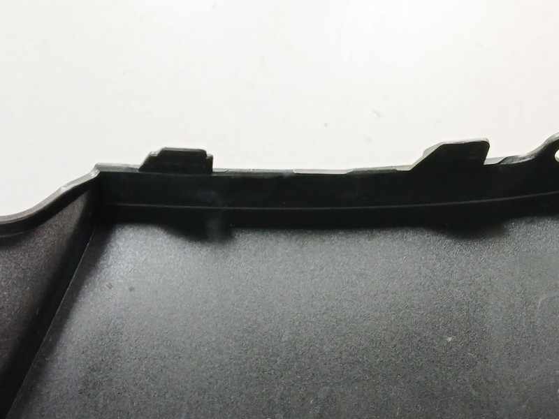 Recambio de paragolpes trasero para opel corsa f elegance referencia OEM IAM 564682821  50032559