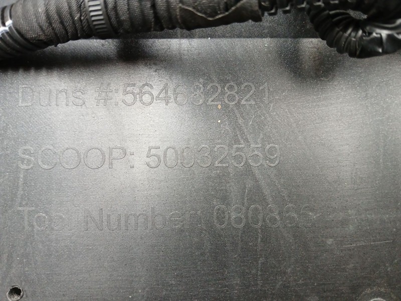 Recambio de paragolpes trasero para opel corsa f elegance referencia OEM IAM 564682821  50032559