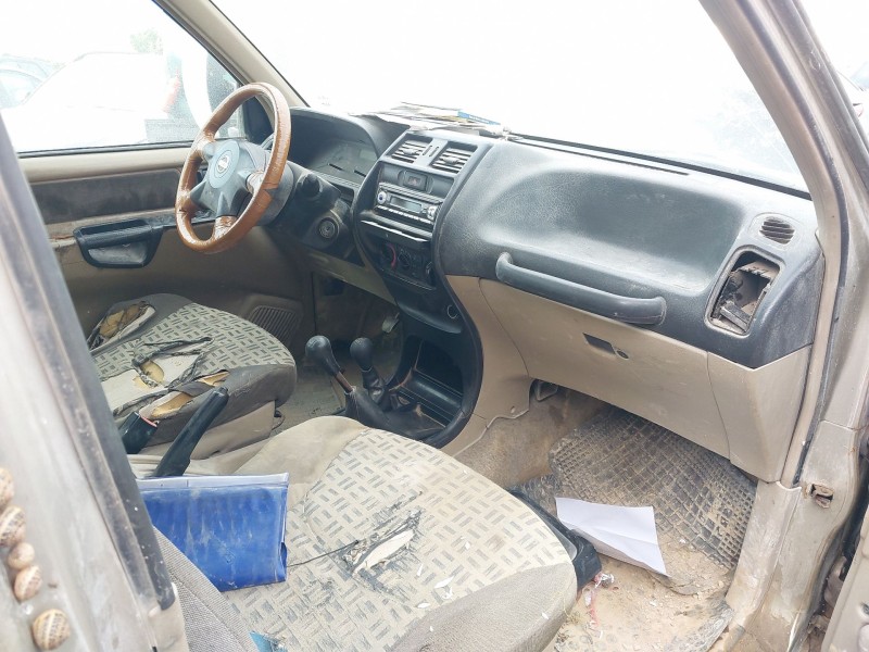 nissan terrano ii (r20) del año 2002