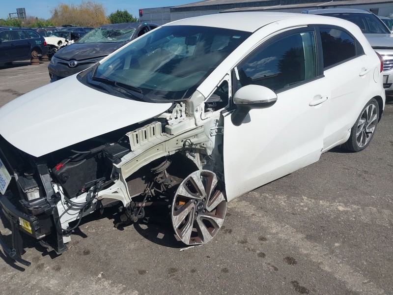 kia rio iii (ub) del año 2017