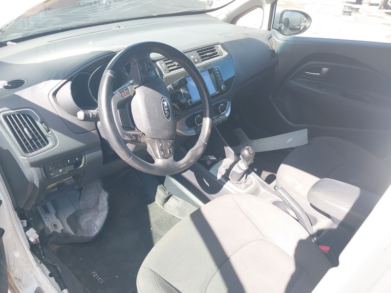 kia rio iii (ub) del año 2017