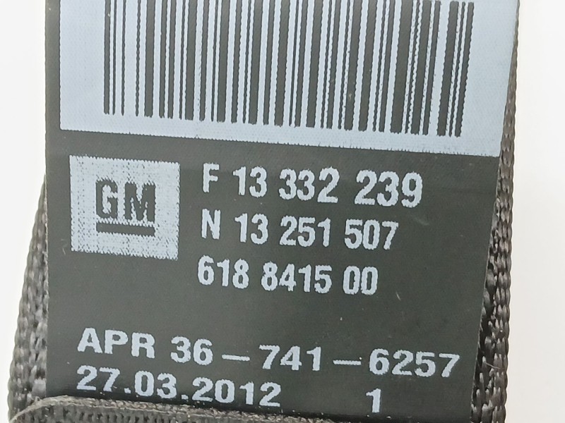 Recambio de cinturon seguridad trasero izquierdo para opel zafira tourer c (p12) 2.0 cdti (75) referencia OEM IAM 13332239  1325