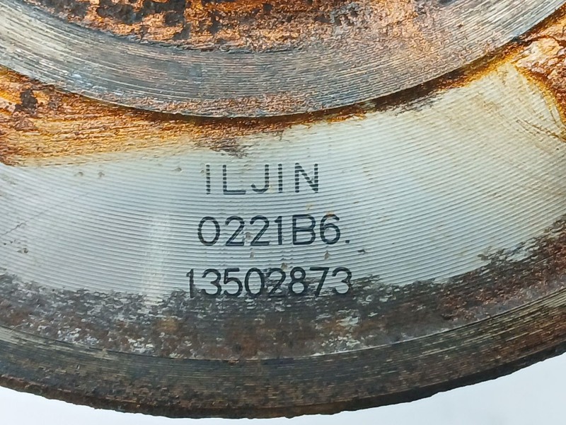 Recambio de buje para opel zafira tourer c (p12) 2.0 cdti (75) referencia OEM IAM 13502873  