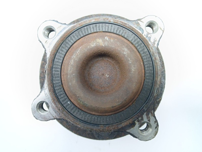 Recambio de buje para opel zafira tourer c (p12) 2.0 cdti (75) referencia OEM IAM 13502873  