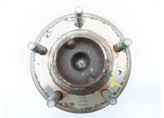 Recambio de buje para opel zafira tourer c (p12) 2.0 cdti (75) referencia OEM IAM 13502873  