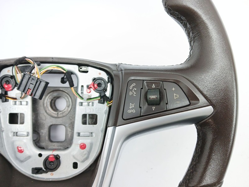 Recambio de volante para opel zafira tourer c (p12) 2.0 cdti (75) referencia OEM IAM 13357042  