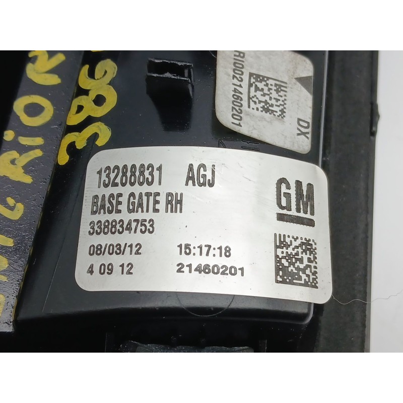 Recambio de piloto trasero derecho interior para opel zafira tourer c (p12) 2.0 cdti (75) referencia OEM IAM 13288831  