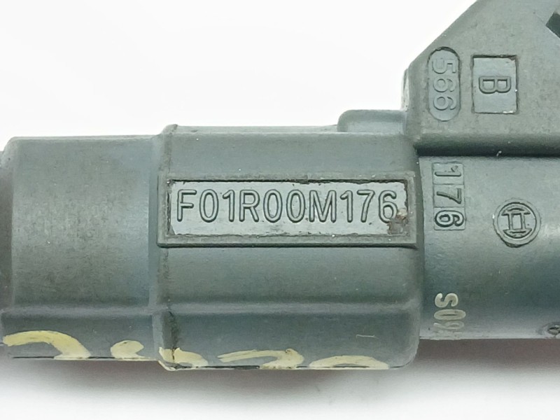 Recambio de inyector para mg mg zs suv 1.5 vti referencia OEM IAM F01R00M176  