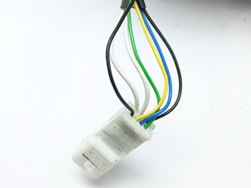 Recambio de retrovisor derecho para dacia dokker furgoneta/monovolumen 1.5 blue dci 95 (fejl) referencia OEM IAM 963019902R  