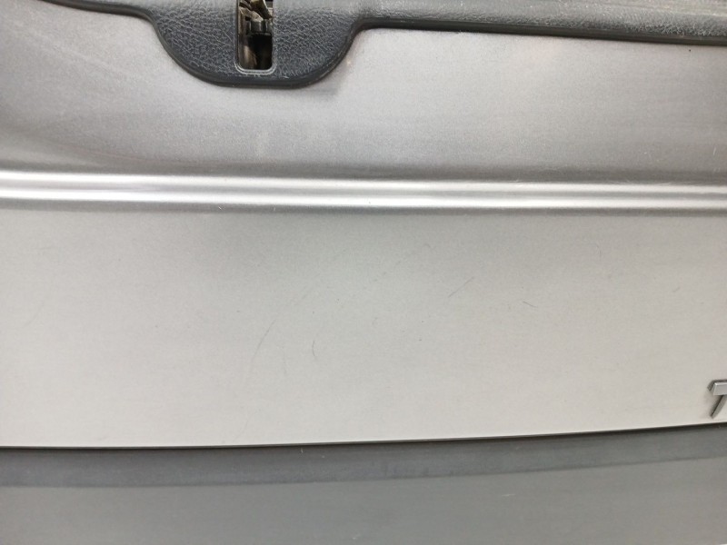 Recambio de porton trasero para land rover discovery iv (l319) 2.7 td 4x4 referencia OEM IAM BHA780080  