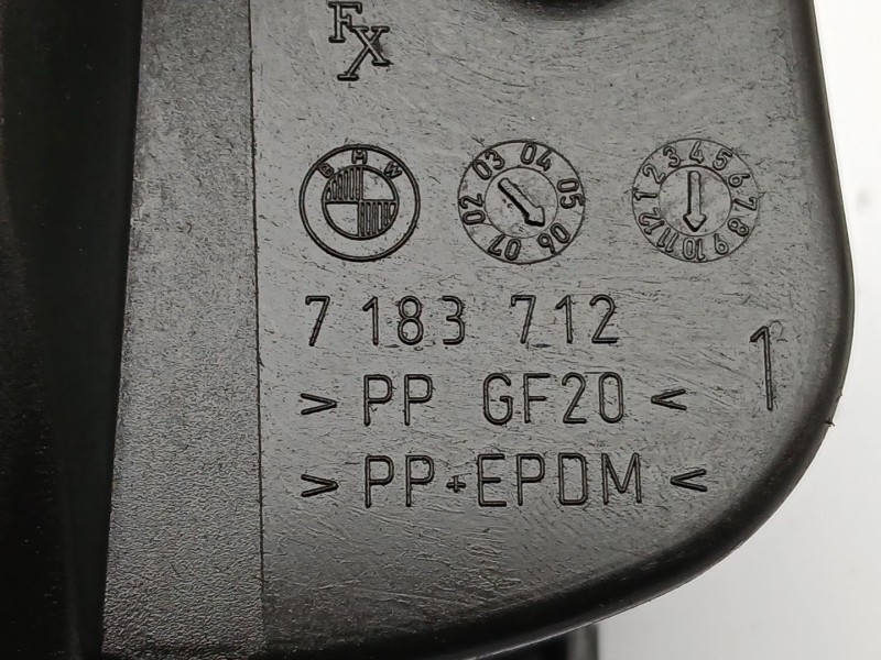 Recambio de tapa exterior combustible para bmw 5 (e60) 530 d referencia OEM IAM 7183712  